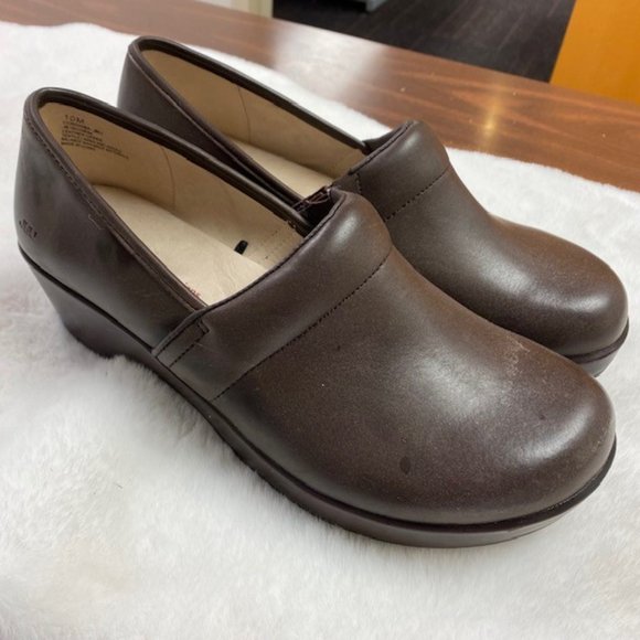 LIKE NEW JBU by Jambu CORDOBA Brown Clogs, size 10M - Picture 1 of 13